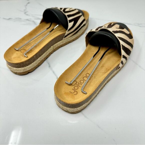 Yokono Calf Hair Sandals- Size 8 - Picture 5 of 14